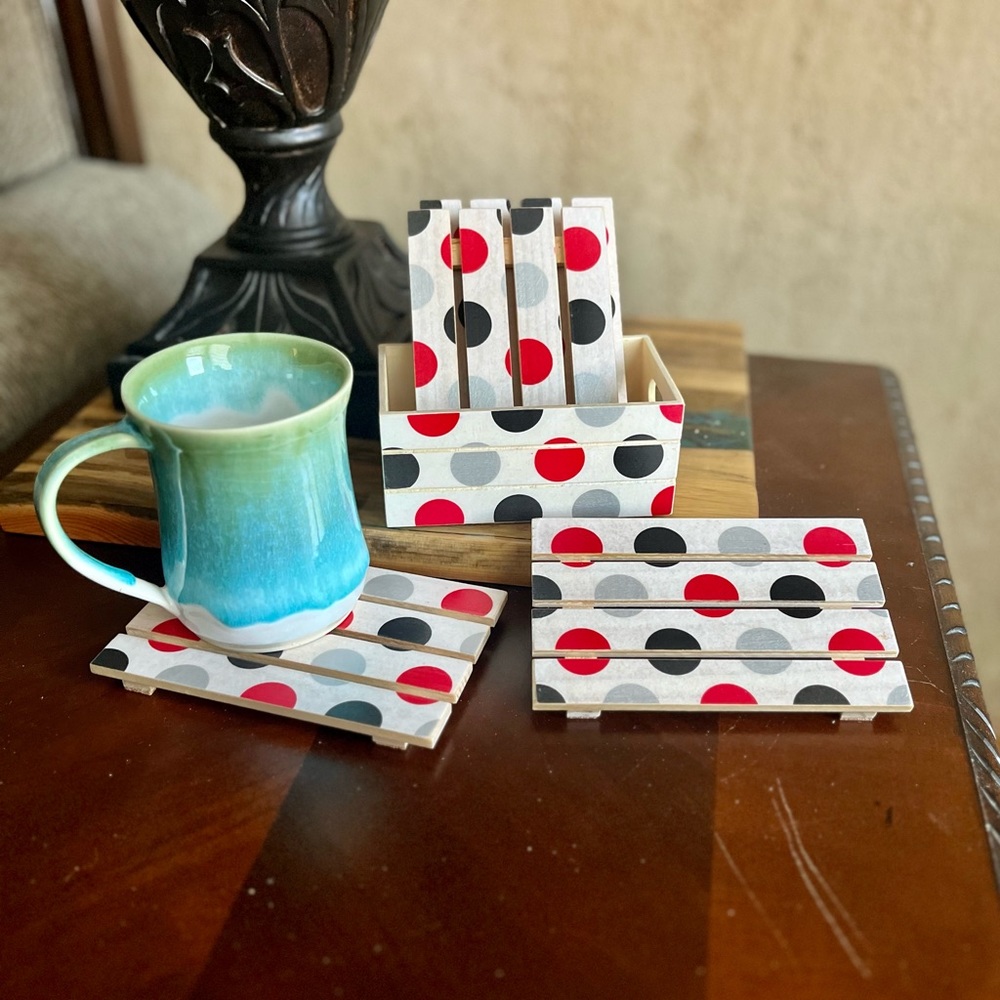 Mini Pallet & Crate Coaster Set red black & silver dots print. 4 Coasters crate